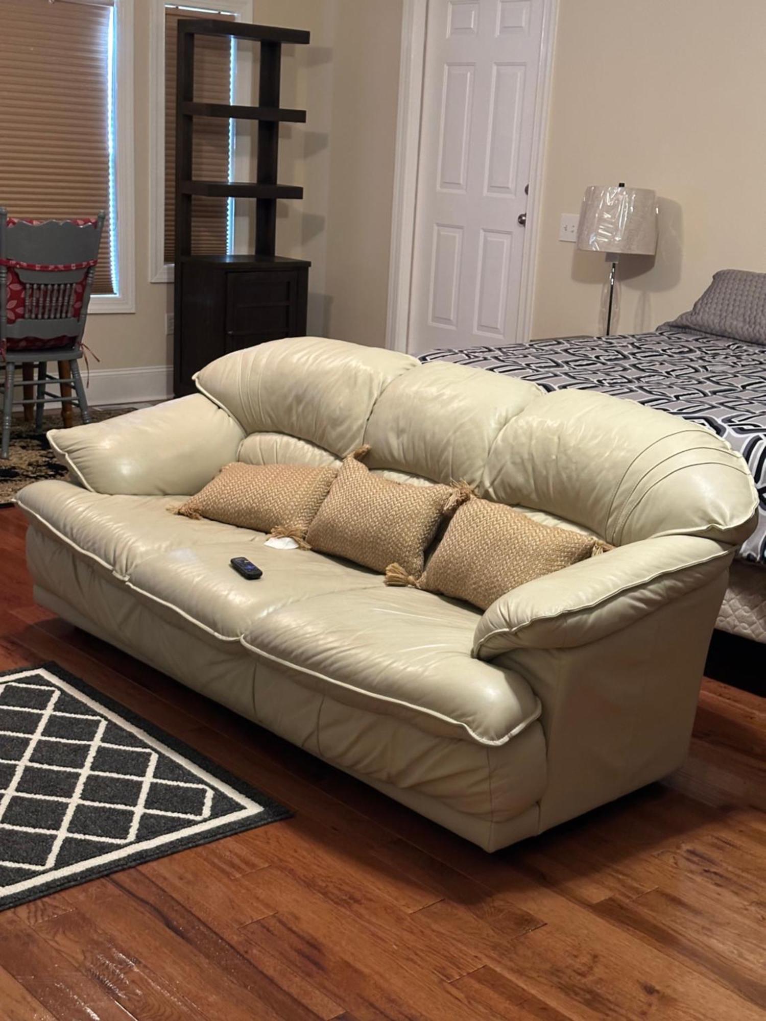 Moorefield Suites Greensboro East McLeansville Экстерьер фото