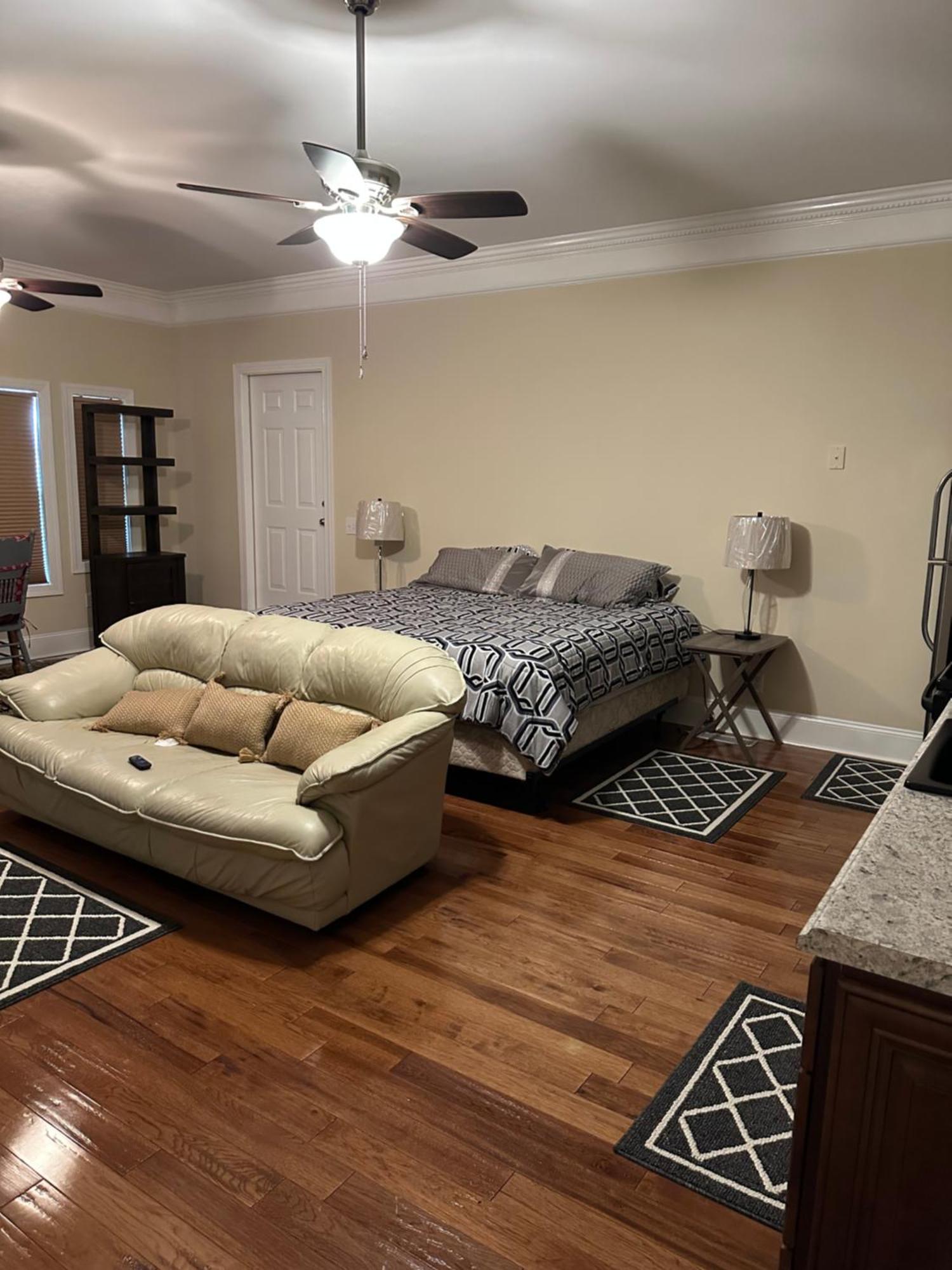 Moorefield Suites Greensboro East McLeansville Экстерьер фото