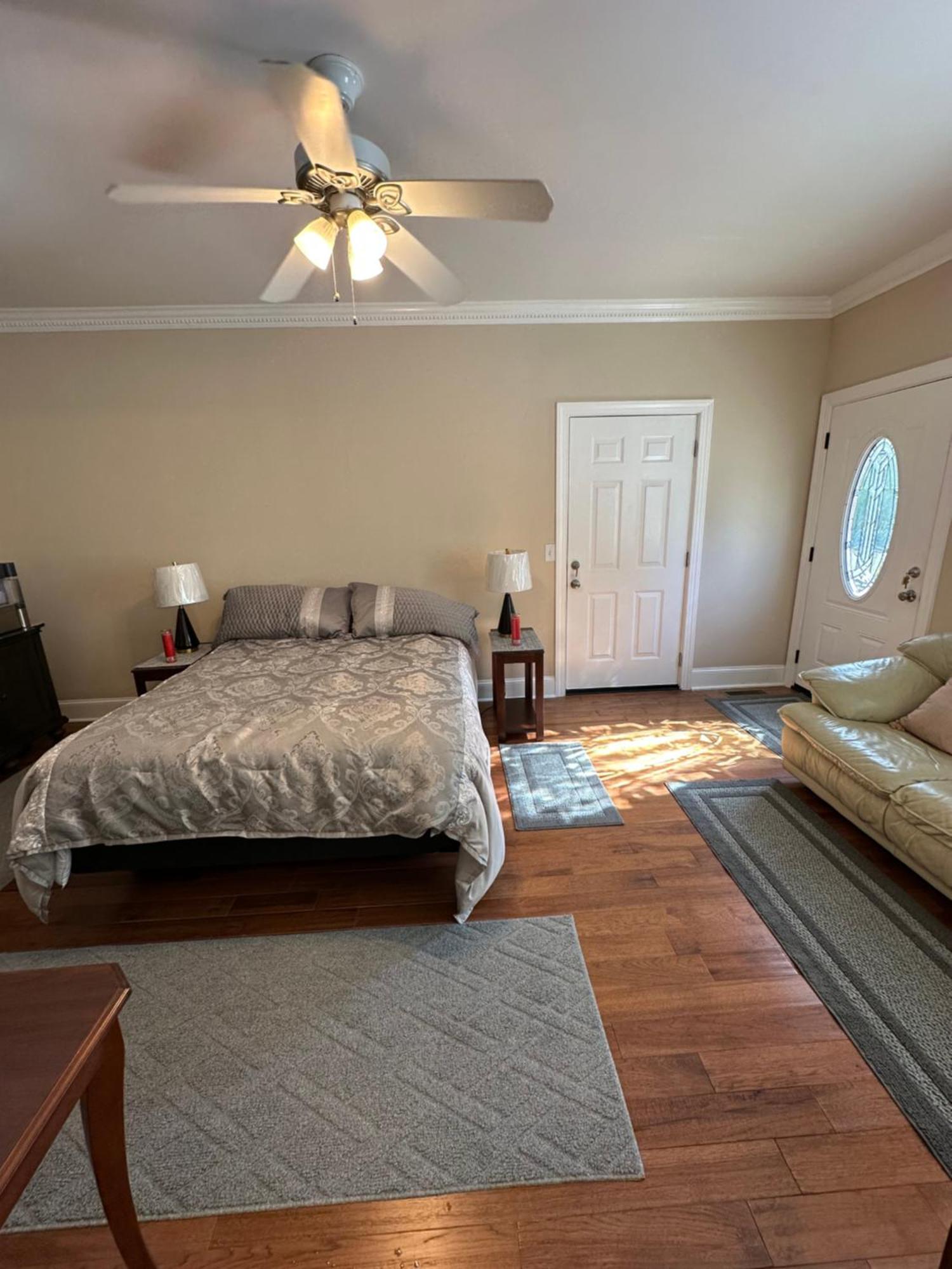 Moorefield Suites Greensboro East McLeansville Экстерьер фото